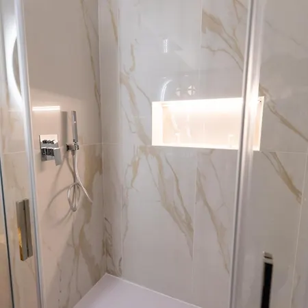 Appartement At Six - New Designer In The Center! Rome